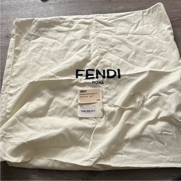 Authentic fendi diaper bag - Picture 5 of 5